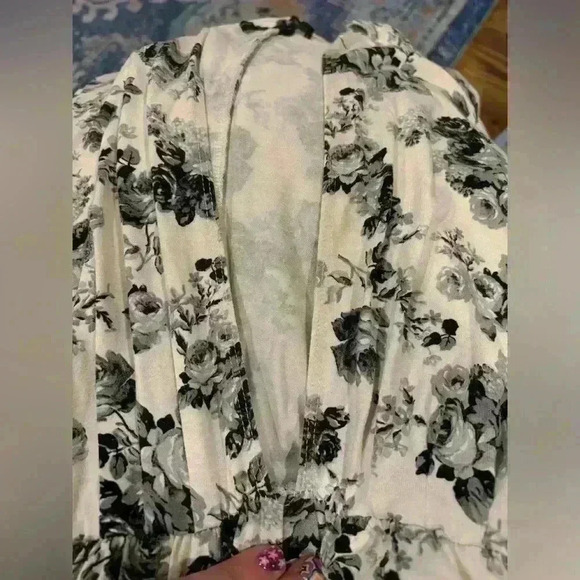 Reformation Floral Print Midi Length Dress Size: XS - Picture 4 of 7